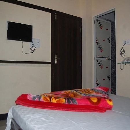 Mp Residency Hotel Ujjain Buitenkant foto